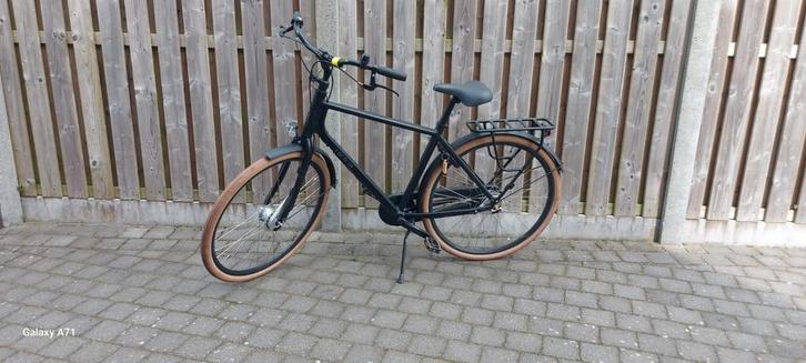 Cortina tiener jongensfiets zwart metallic 2jaar oud, Fietsen en Brommers, Fietsen | Heren | Herenfietsen, Ophalen