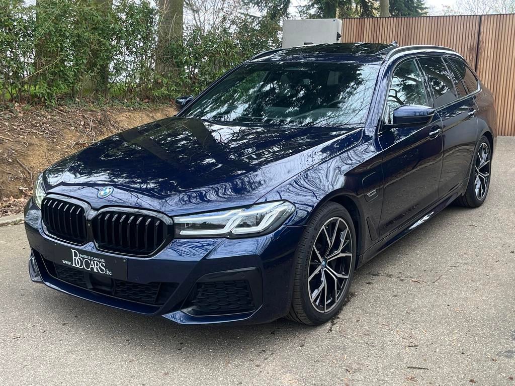 BMW 5 Serie 530 M-Pakket-Panodak-Cockpit Pro-Alcantara-Cam-1, Autos, BMW, Cuir, 215 kW, Euro 6, Carnet d'entretien