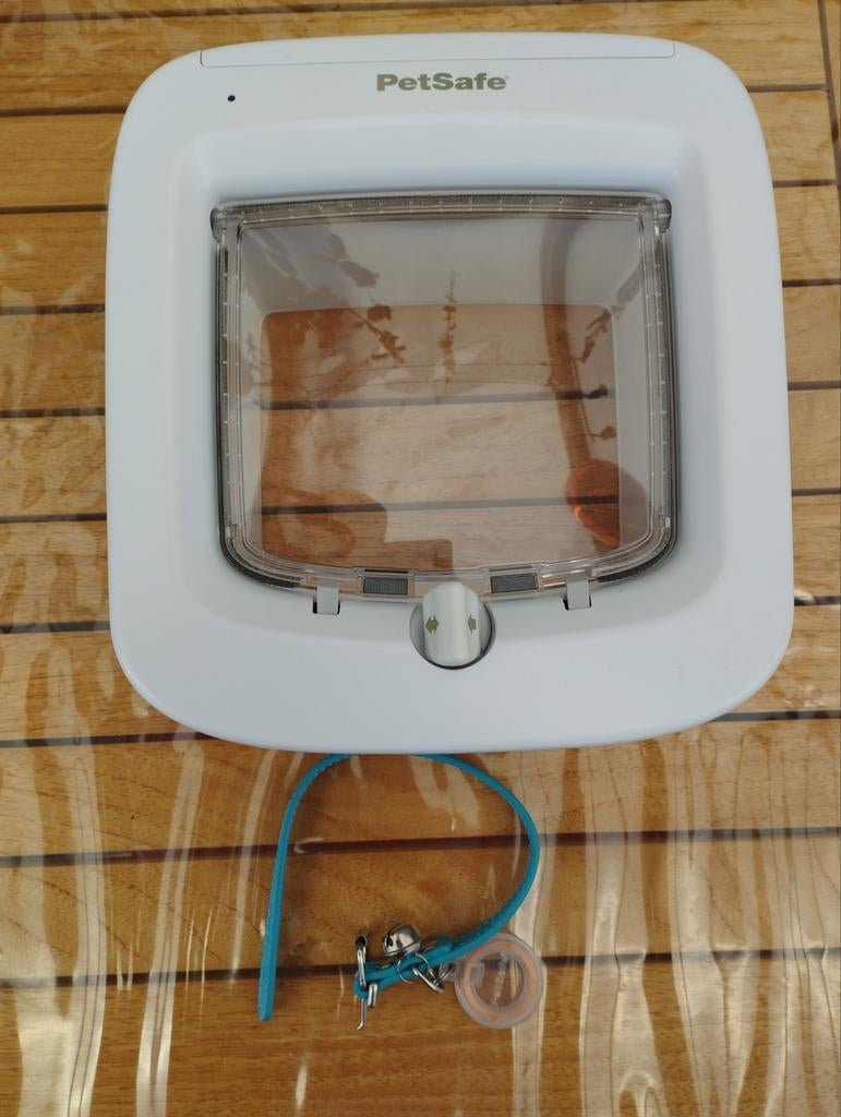 Chatière avec blocage pour visiteurs indésirables, Animaux & Accessoires, Accessoires pour chats, Enlèvement ou Envoi