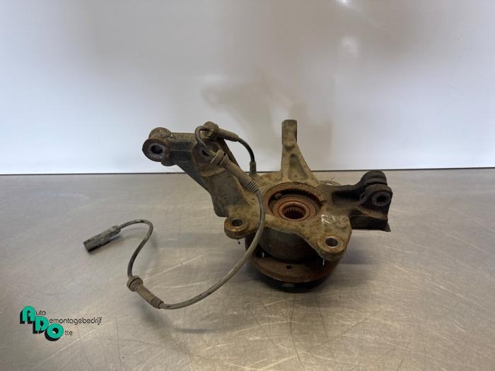 Joint avant droit d'un Renault Clio (Clio 4 12-), Renault, -, 3 mois de garantie, Utilisé