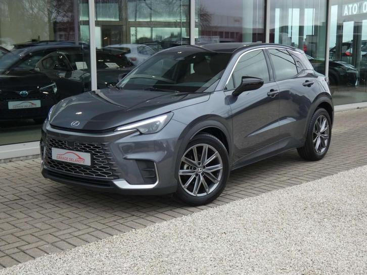 Lexus LBX Hybrid Elegant +LEDER +Stuur&Zetelverwarming +GPS, Autos, Lexus, Entreprise, Achat, Autres modèles, ABS, Caméra de recul