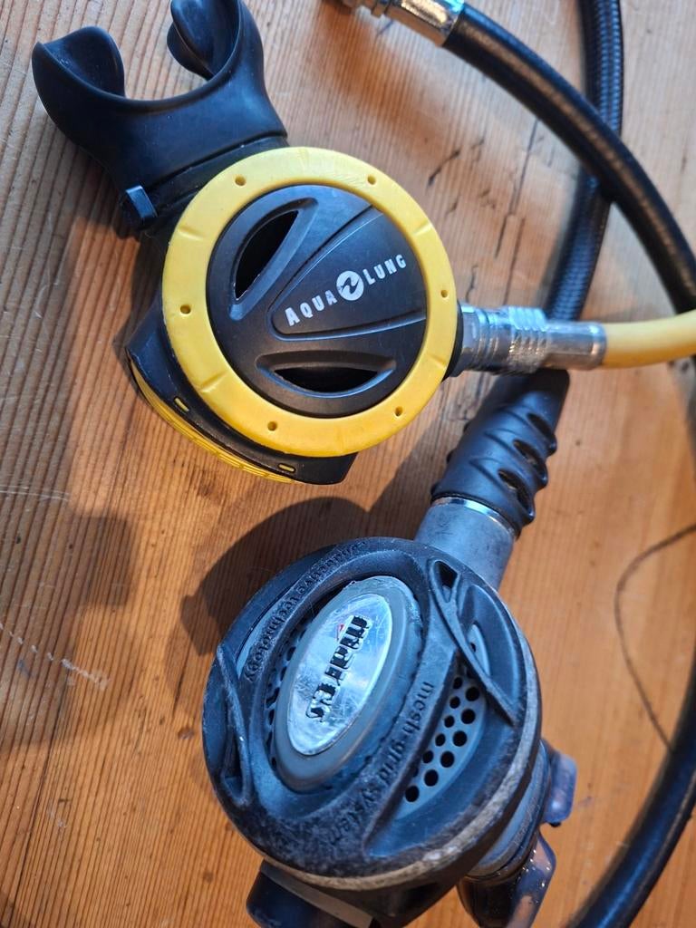 Ontspanner set Mares Aqualung, Ophalen