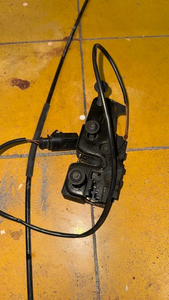 Serrure de Capot avec tirette Audi A3 8P7, Enlèvement, Audi