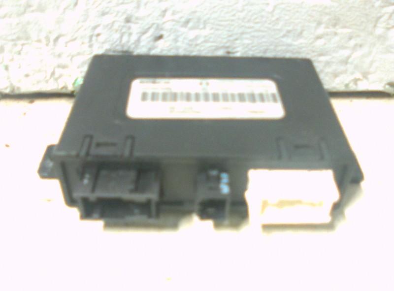 ORDINATEUR AIDE AU STATIONNEMENT 407 (6C / J) (9649604380), Robert Bosch AG, Utilisé, Robert-Bosch-Allee 1
74232  Abstatt, DE