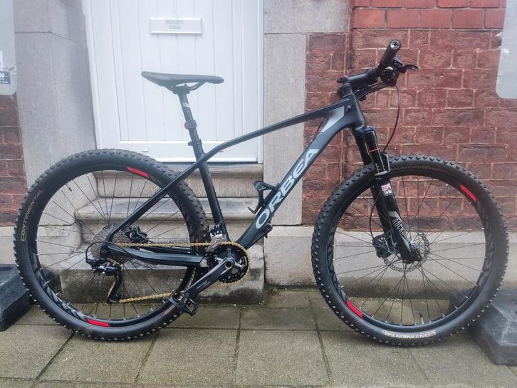 Vélo Orbea Carbon Shimano XT VTT Rock Shox Orbea Alma, Fietsen en Brommers, Fietsen | Mountainbikes en ATB