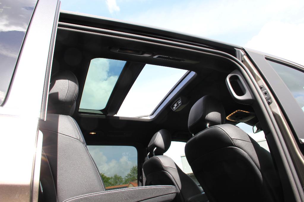 Mercedes V250D 4-Matic Avantgarde (Lichte vracht 5 ZITPL), Automaat, 4 cilinders, 2145 kg, Leder