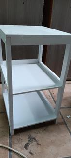 tafeltje /open  kastje, Enlèvement