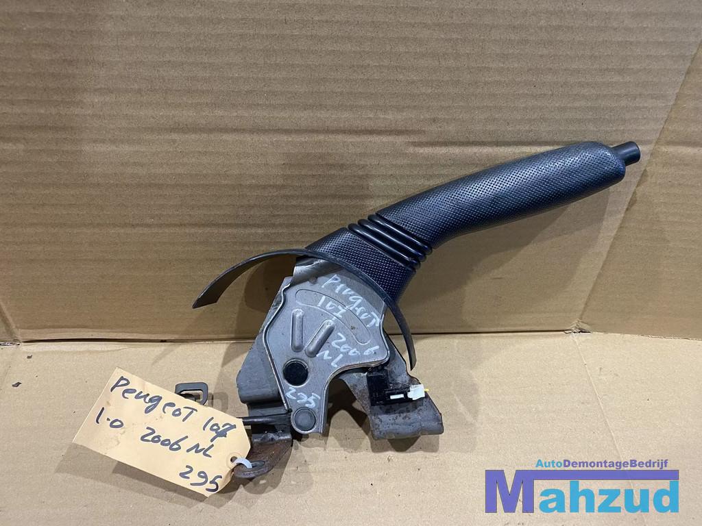 PEUGEOT 107 C1 AYGO Handrem hendel 2005-2014, Taurusavenue 1
2132 LS  Hoofddorp, NL, Gebruikt, Contact.group@renault.com, Stellantis N.V.
