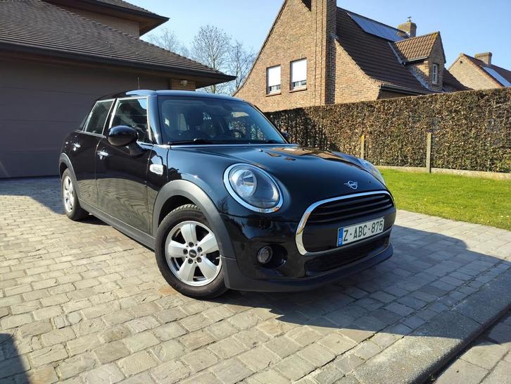 MINI ONE 2019 • 77000KM • CARPLAY!! • 1J GARANTIE, Autos, Mini, Particulier, One, ABS, Airbags, Air conditionné, Apple Carplay
