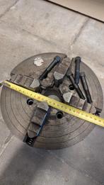 Mandrin à 4 mors de 250 mm et plaque de surface de 300 mm, Enlèvement, Utilisé, Élément