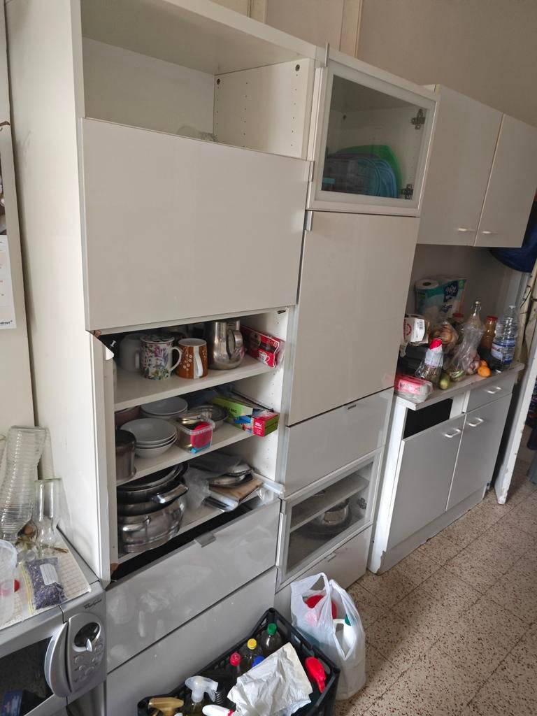 Witte keukenkast — grote opbergruimte, Huis en Inrichting, Keuken | Keukenelementen, Ophalen, Wit