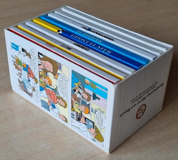 Koninklijk Munt Van Belgie Penningen Stripverhalen Munten, Postzegels en Munten, Munten | België, Setje, Ophalen of Verzenden