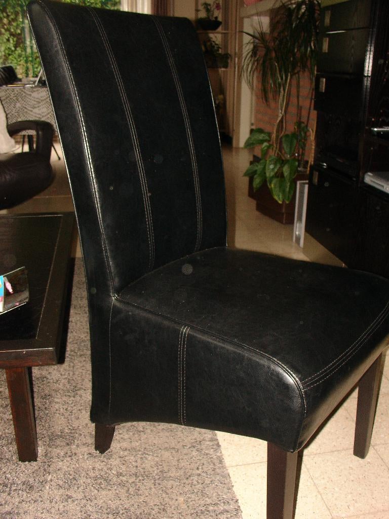 CHAISES EN CUIR NOIR, Enlèvement, Noir, Cuir