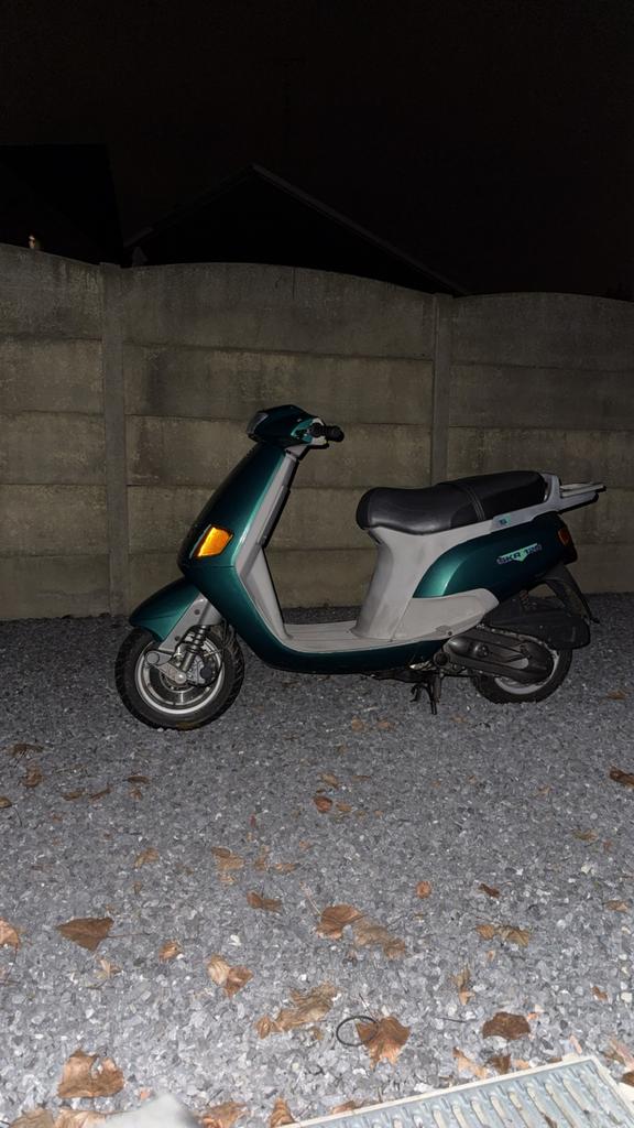 Piaggio skipper 125cc 2T, Fietsen en Brommers, Ophalen, Zo goed als nieuw, Benzine