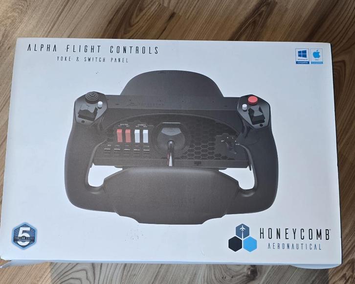 Honeycomb Alpha Flight Controls (Yoke + Switch Panel), Informatique & Logiciels, Joysticks, Comme neuf, Enlèvement ou Envoi