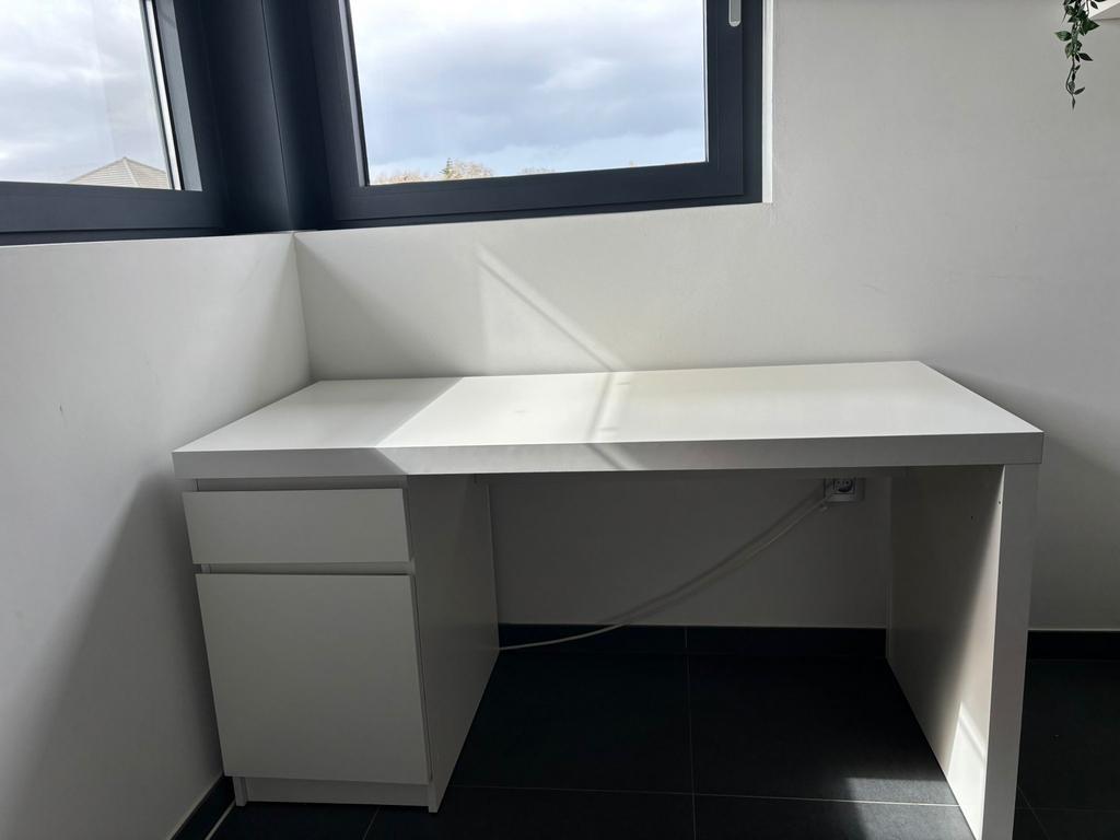 Bureau, Enlèvement, Avec tiroirs, Comme neuf, IKEA