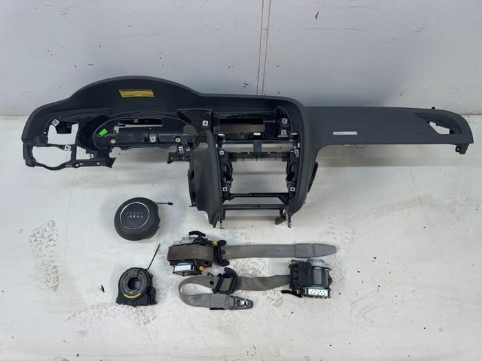 Airbag set + dashboard van een Audi A5, Gebruikt, -, -, -