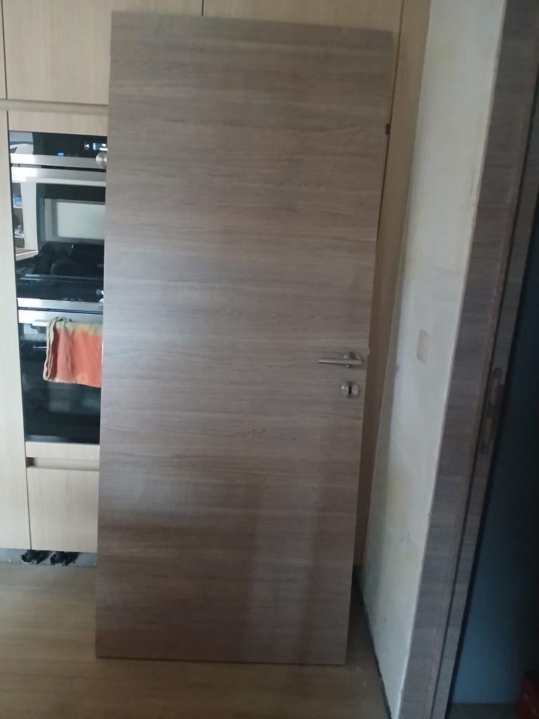 Deur ,omlijsting  kruk sleutel, slot klink, Doe-het-zelf en Bouw, Deuren en Vliegenramen, Ophalen