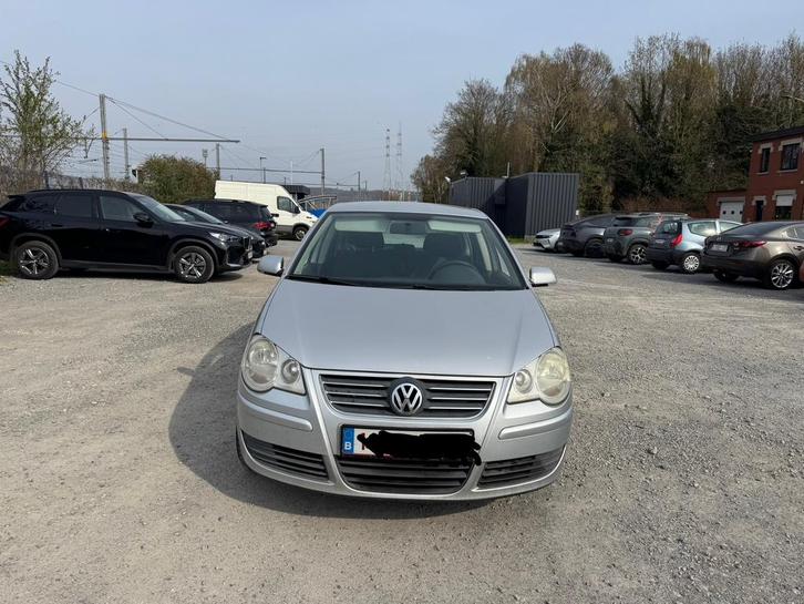 VW POLO 1.2 ESSENCE EURO 4, Autos, Volkswagen, Particulier, Polo, ABS, Airbags, Air conditionné, Alarme, Bluetooth, Ordinateur de bord