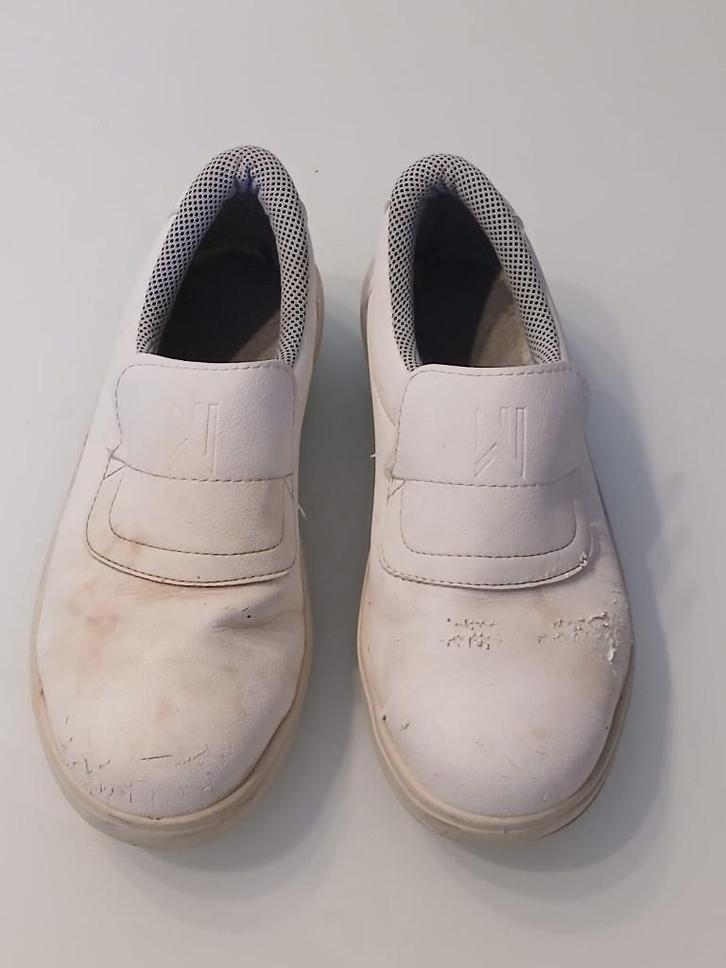 Chaussures de travail HORECA – Blanches – Slip-on, Bricolage & Construction, Vêtements de sécurité, Utilisé, Enlèvement ou Envoi