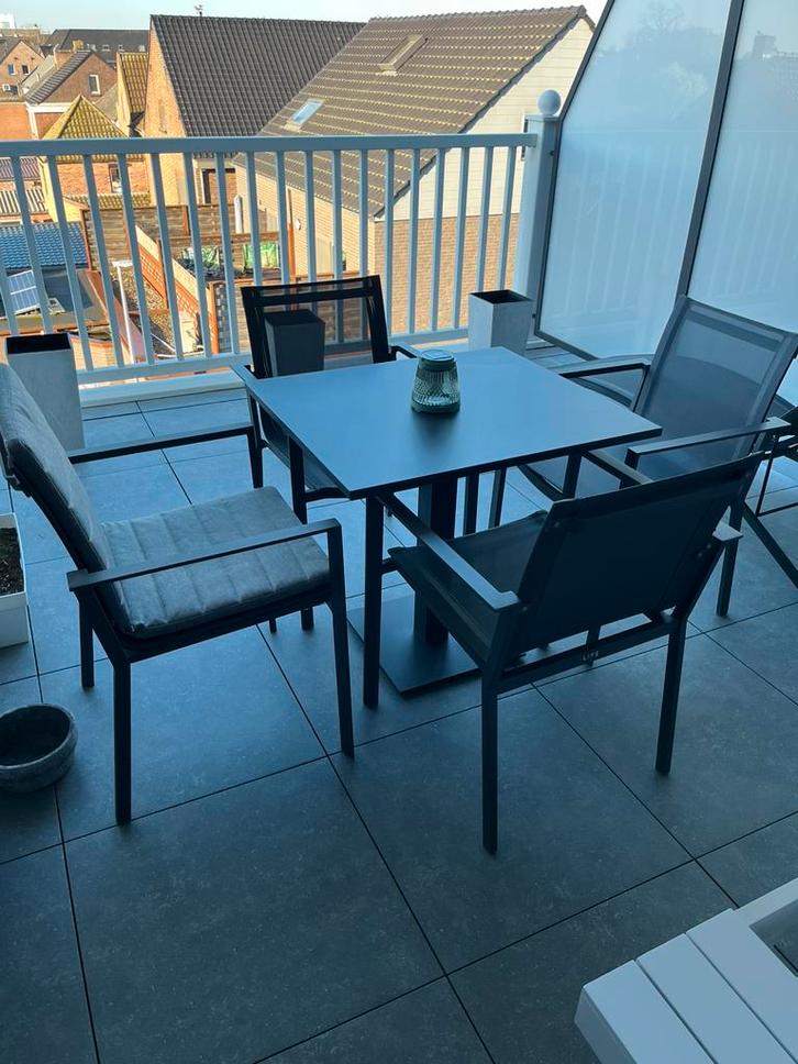 Te koop tuinset slechts 2 jaar oud, Tuin en Terras, Tuinsets en Loungesets, Zo goed als nieuw, Tuinset, Aluminium, 4 zitplaatsen