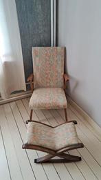 Fauteuil et posé pied, Enlèvement