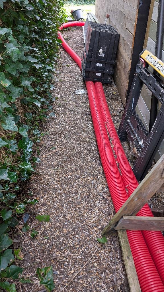 Wachtbuis Rood, Ophalen, Nieuw