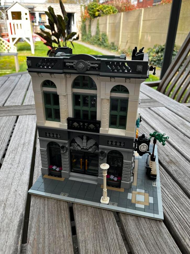Lego Creator Expert 10251 Brick Bank - Stenenbank, Enfants & Bébés, Jouets | Duplo & Lego, Comme neuf, Lego, Ensemble complet