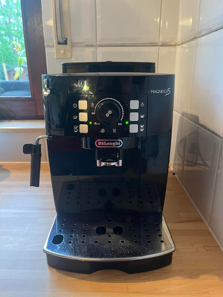 Délonghi magnifica S, Electroménager, Cafetières, Enlèvement, Café en grains