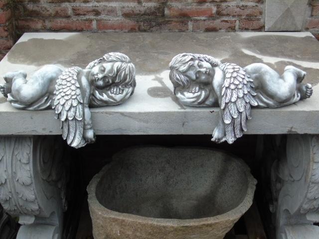 paire d ange de rebord coucher en pierre, Jardin & Terrasse, Décoration murale de jardin, Comme neuf, Enlèvement ou Envoi