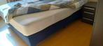 Boxspring Magnitude +met nachtkastjes en commode, Brun, Enlèvement, Utilisé, 180 cm