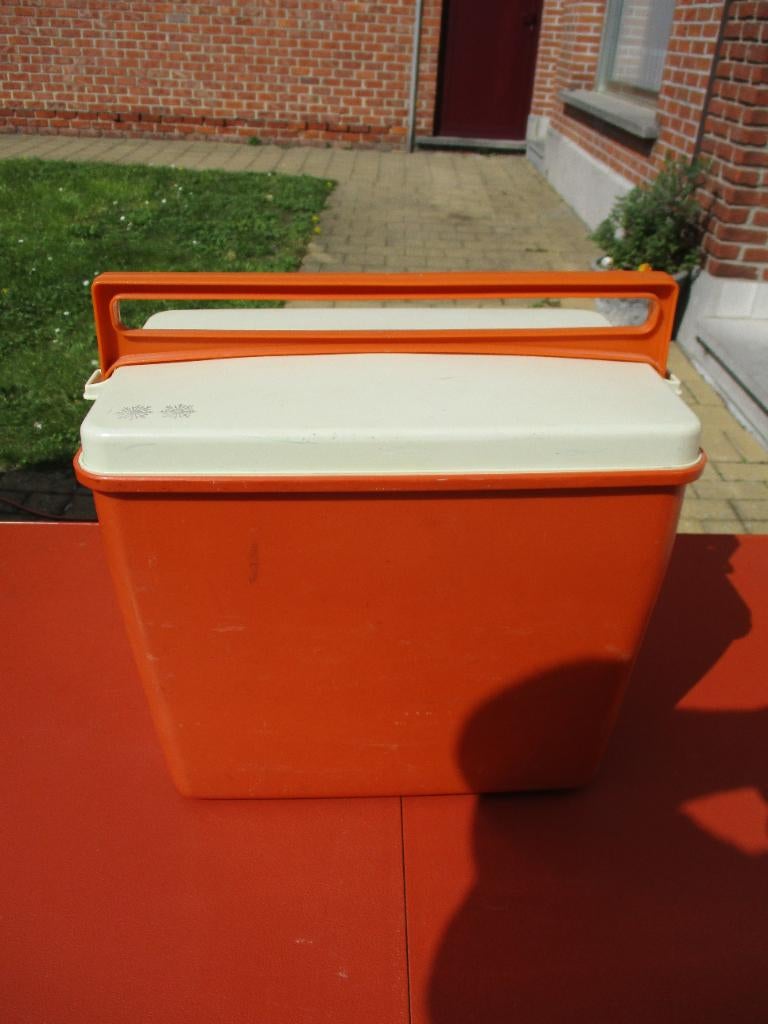 Oranje Picnic box retro '60 - '70, Caravanes & Camping, Accessoires de camping, Enlèvement ou Envoi, Utilisé