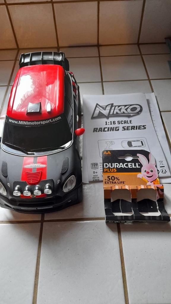 Voiture de course à batterie, NIKKO, avec télécommande, Hobby & Loisirs créatifs, Modélisme | Radiocommandé & Téléguidé | Voitures