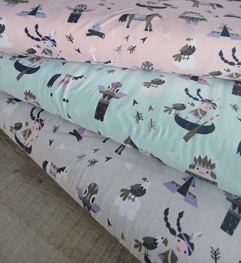 Jersey stof indianenprint, 3 kleuren. Korting vanaf 2 meter., Overige kleuren, 120 cm of meer, Ophalen of Verzenden, Katoen