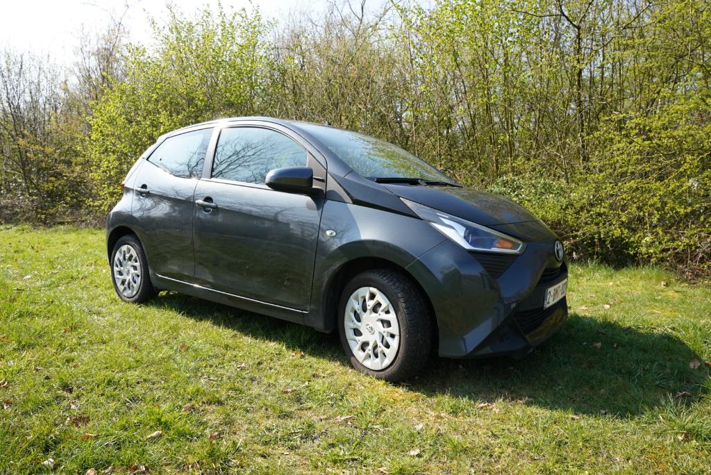 Toyota Aygo, Auto's, Toyota, Euro 6, Handgeschakeld, 5 deurs, Particulier