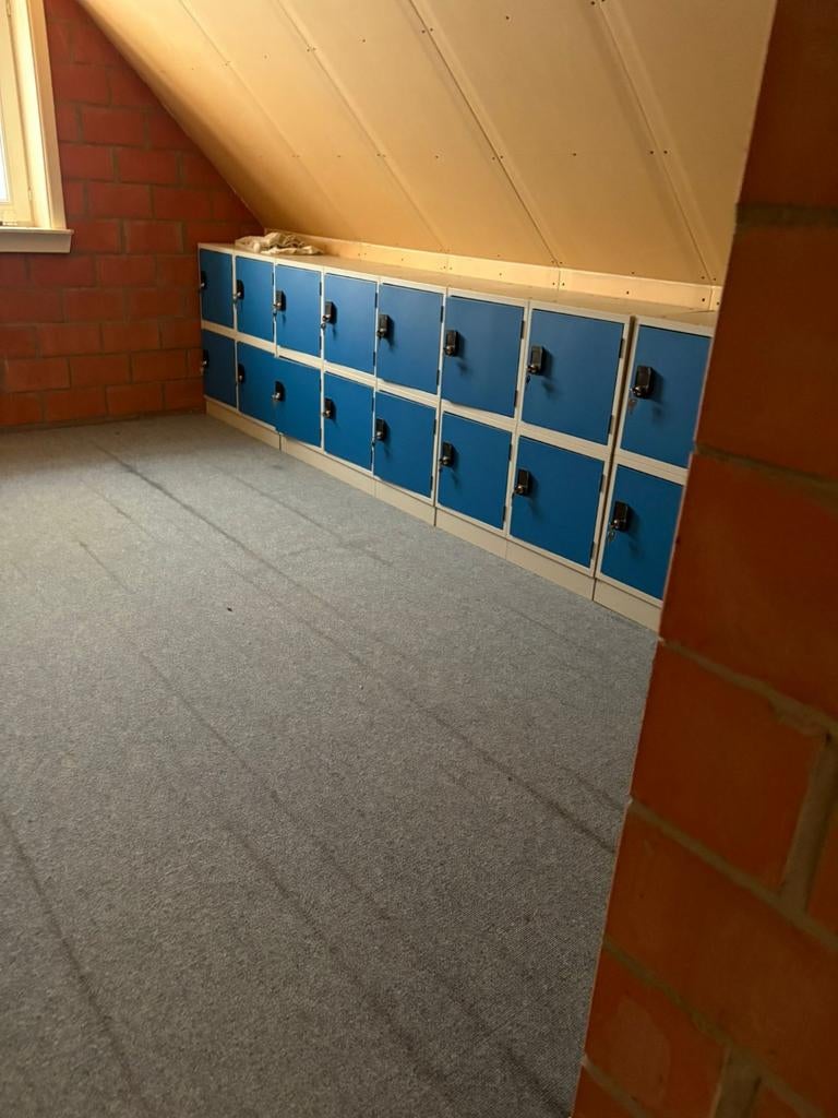 Kleine lockerkasten, Ophalen