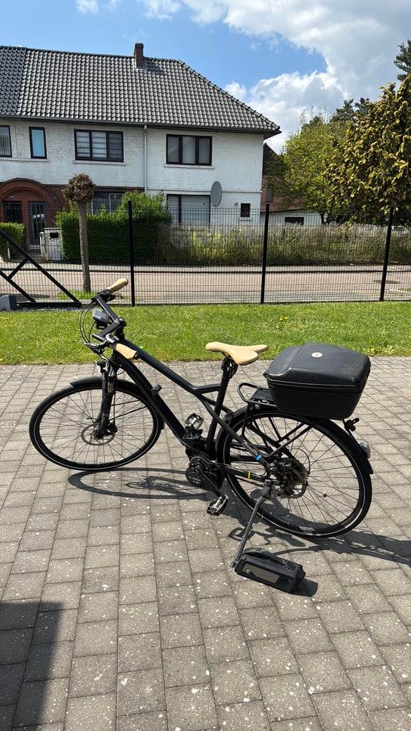 Elektrische fiets met bosch midden motor., Zo goed als nieuw, 50 km per accu of meer, 55 tot 59 cm, Ophalen
