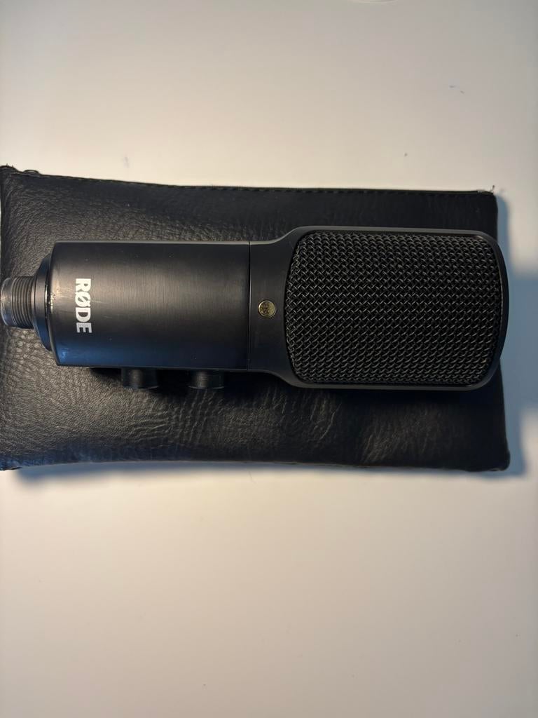 Microphone NT-USB rouge, Enlèvement, Comme neuf