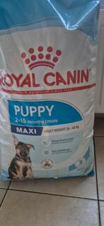 2 ongeopende Royal Canin Puppy Maxi, Dieren en Toebehoren, Ophalen