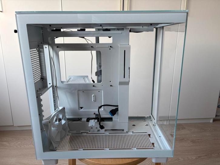 NZXT H9 Flow Case – Topstaat – Klaar voor Build, Consoles de jeu & Jeux vidéo, Jeux | PC, Utilisé, Enlèvement