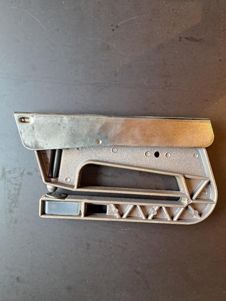 Machine à tricoter Passap : perforatrice de cartes, Enlèvement ou Envoi, Utilisé, Tricot, Machine