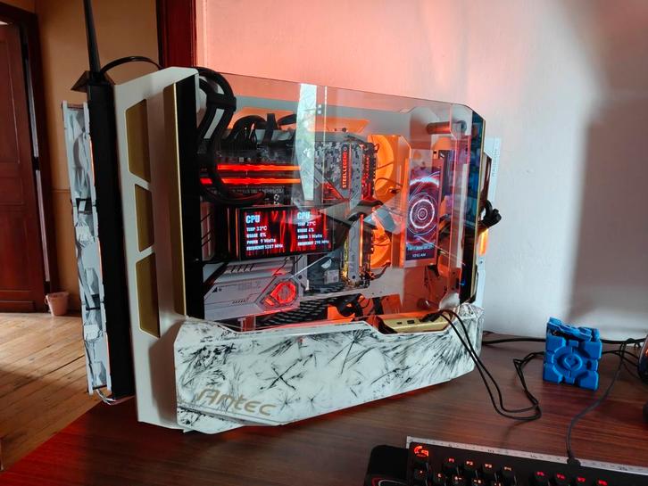 Vends tour gamer + clavier+ souris 2100€ FIXE, Informatique & Logiciels, Ordinateurs de bureau, Comme neuf, 4 Ghz ou plus, SSD