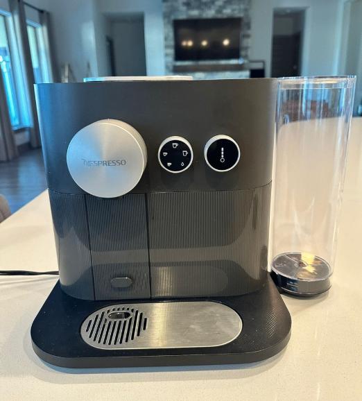 Nespresso Expert, Electroménager, Cafetières, Comme neuf, Dosettes et capsules de café, Machine à espresso, 1 tasse, Réservoir d'eau amovible