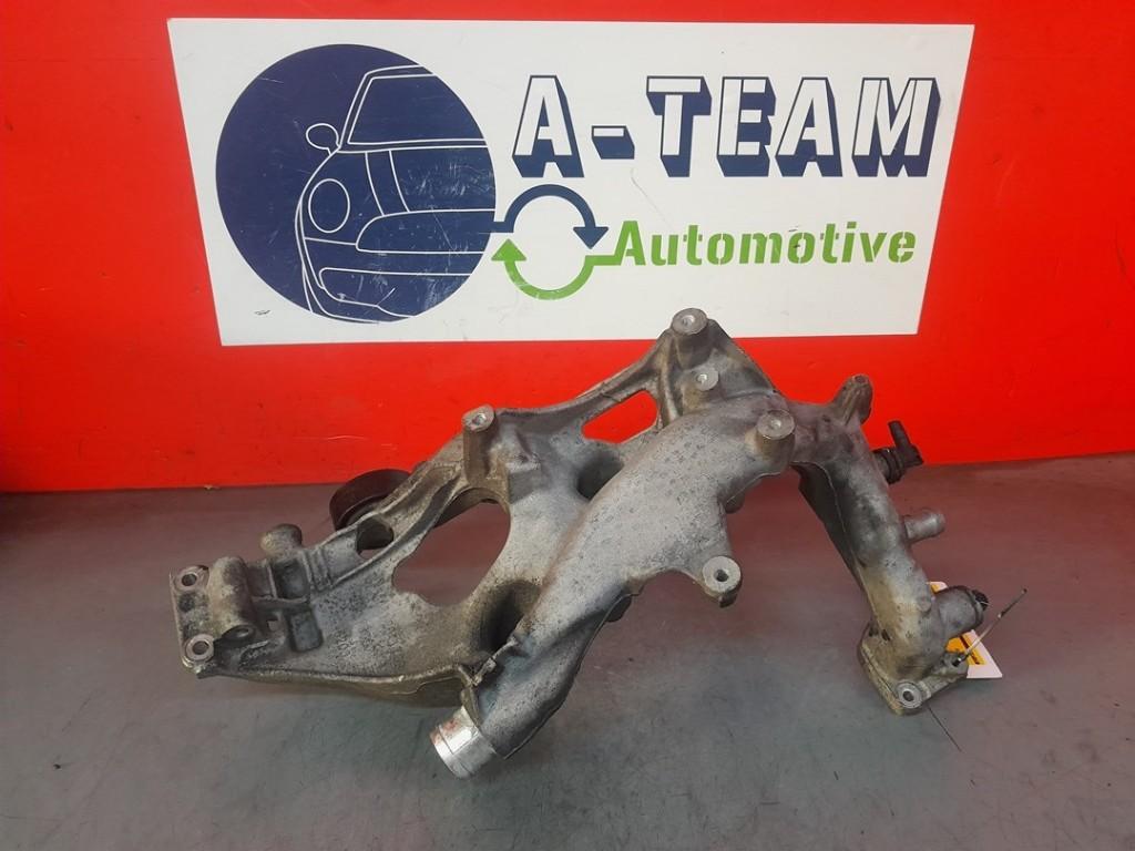 ALTERNATEUR SUPPORT INFERIEUR GLA (156.9) (A6512011709), Utilisé, Mercedes-Benz