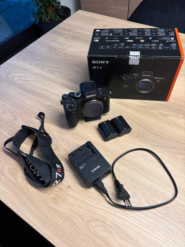 Sony A7R IV + 2 lenzen + polarizer, Audio, Tv en Foto, Fotocamera's Digitaal, Zo goed als nieuw, Sony, Ophalen