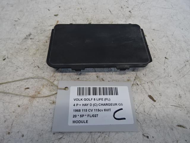 UNITE ELECTRONIQUE Volkswagen Golf VIII (CD1) (5NA980611), Volkswagen, Mevr. I. Hauben, Utilisé, Rue de l'Espoir 34 34
4030  GRIVEGNÉE, BE