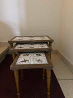 Ensemble de 3 Tables Gigognes Chêne et Céramique Équestre, Enlèvement, Comme neuf, Chêne