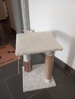 arbre a chat bonne état juste un peu abîmer comme sur la pho, Animaux & Accessoires