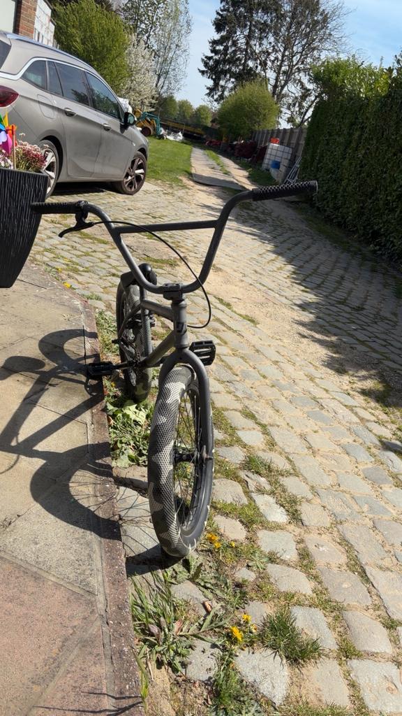 BMX fiets 20 inch – goede staat, Fietsen en Brommers, Fietsen | Crossfietsen en BMX, Ophalen, Gebruikt, Staal, Stuur 360° draaibaar