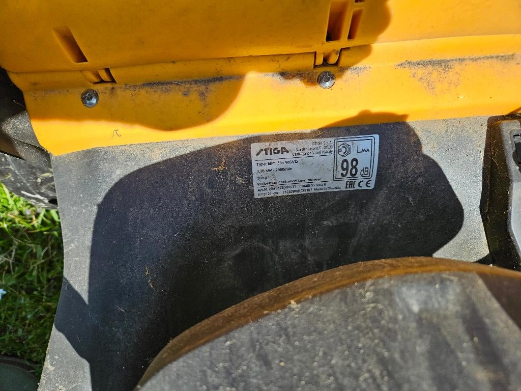 Benzinemaaier stiga, Ophalen, Gebruikt, Benzine-grasmaaier